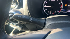 Nissan Juke 1.0 DiG-T 114 N-Connecta 5dr Petrol Hatchback